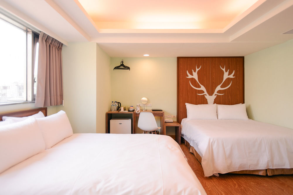 Kiwi Express Hotel - Chenggong Rd Taichung Exterior foto
